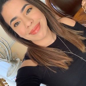 Meet your Posher, Jara